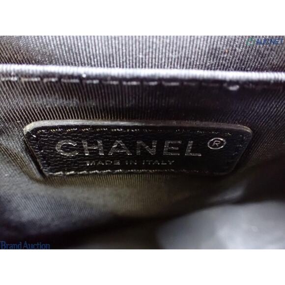Chanel Purple Mermaid Boy Bag 16C Iridescent Old Medium Classic Quilted Flap CC - Picture 7 of 16